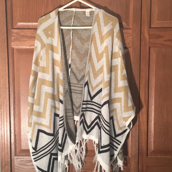 Charming Charlie Sweaters - Charming Charlie Poncho